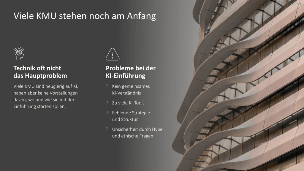 KI-Strategie in KMU einführen PowerPoint-Vorlage