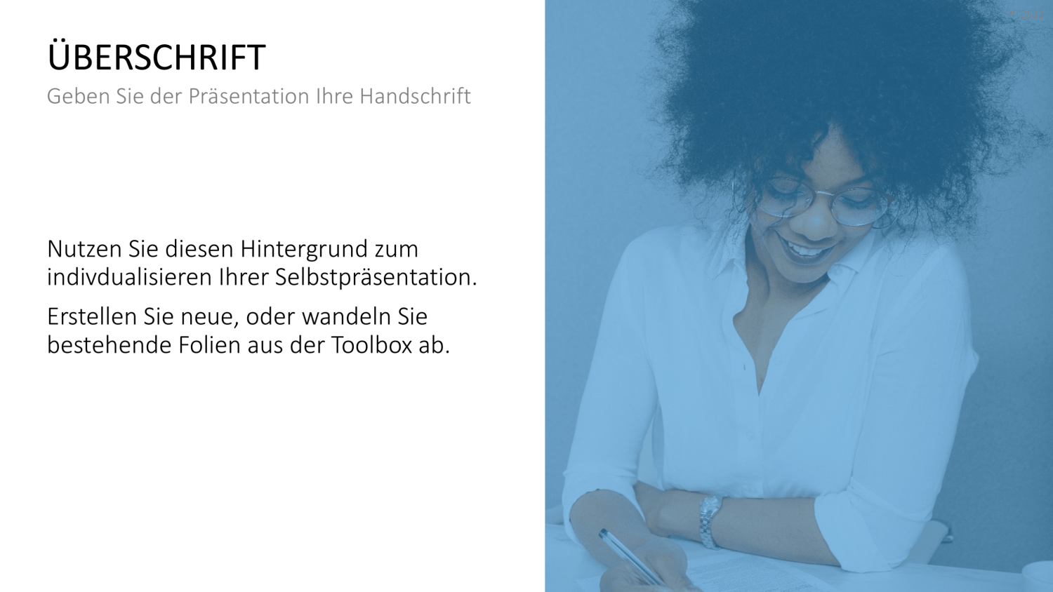 Selbstpräsentation - Geschäftsfrau PowerPoint-Vorlage