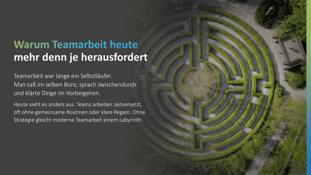 Labyrinth von oben, Geschäftsmann stehend