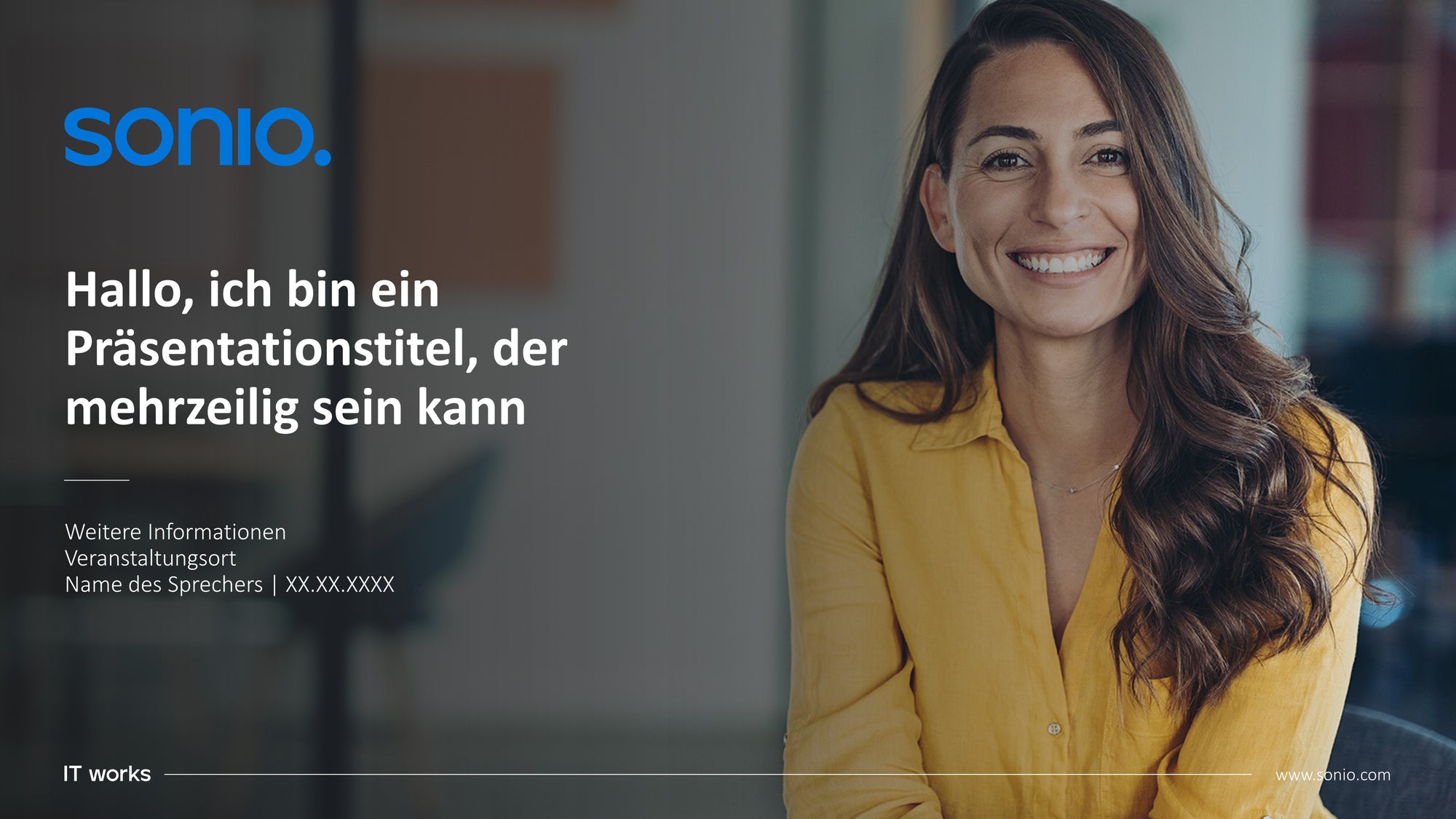 Frau lächelt, PowerPoint Präsentationstitel